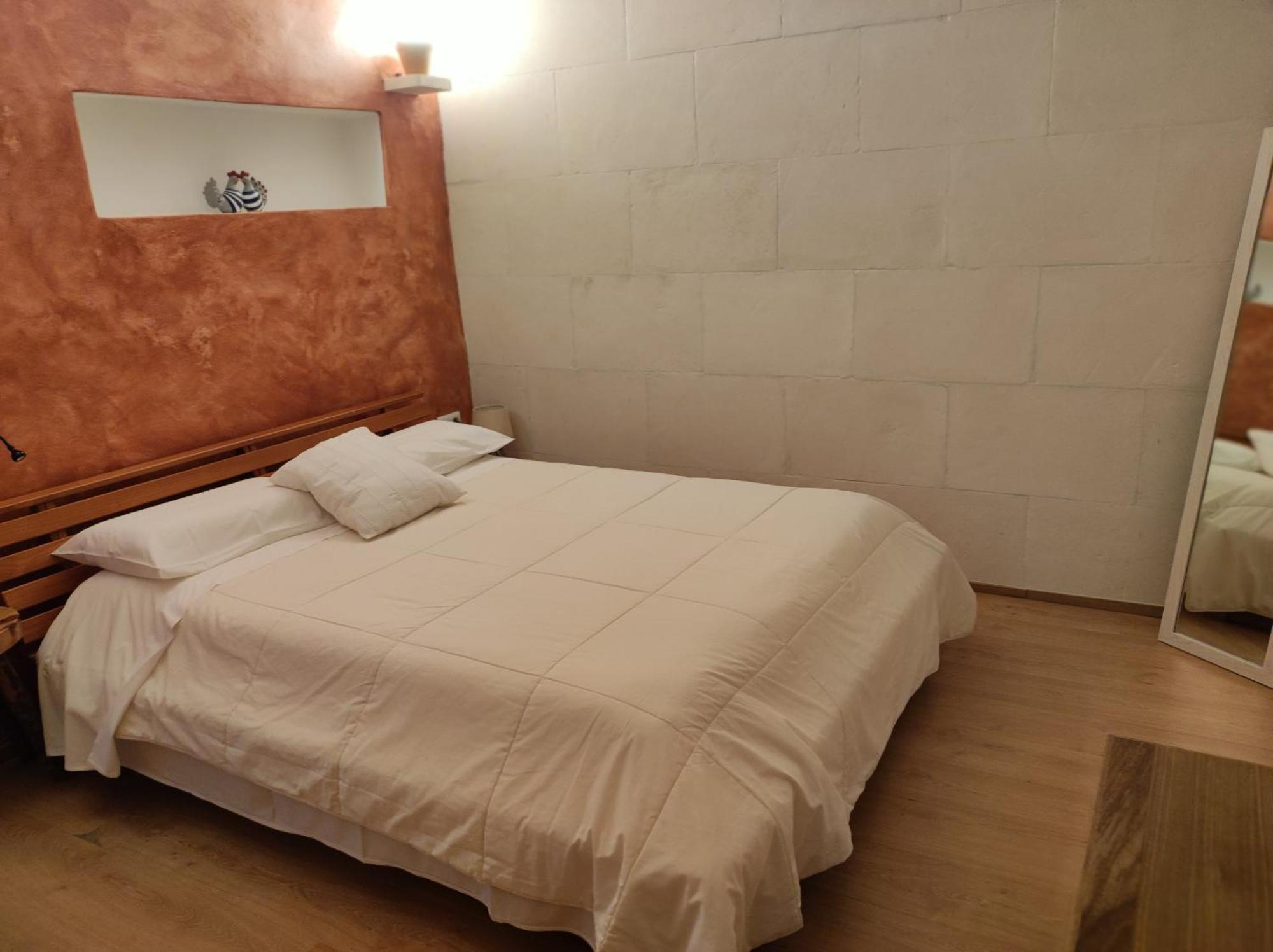 Turismo Rural Biniati Des Pi Sant Lluís Habitación foto