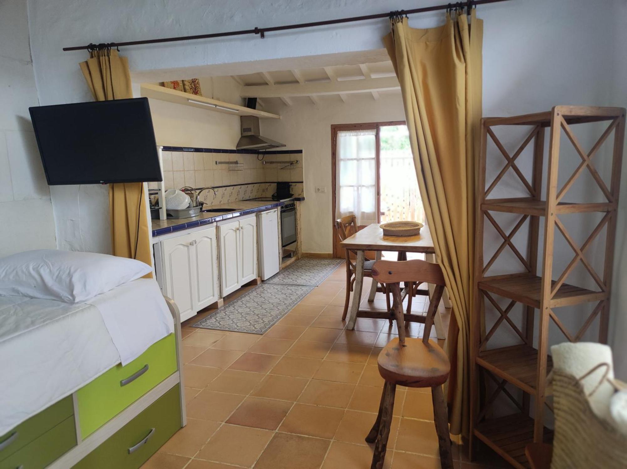 Turismo Rural Biniati Des Pi Sant Lluís Habitación foto