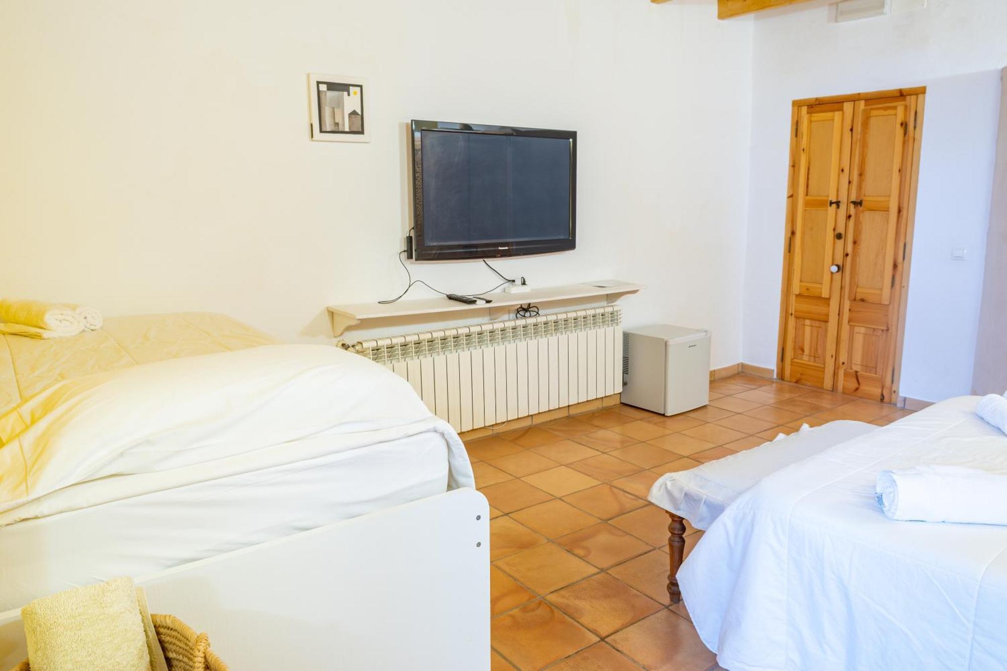 Turismo Rural Biniati Des Pi Sant Lluís Habitación foto